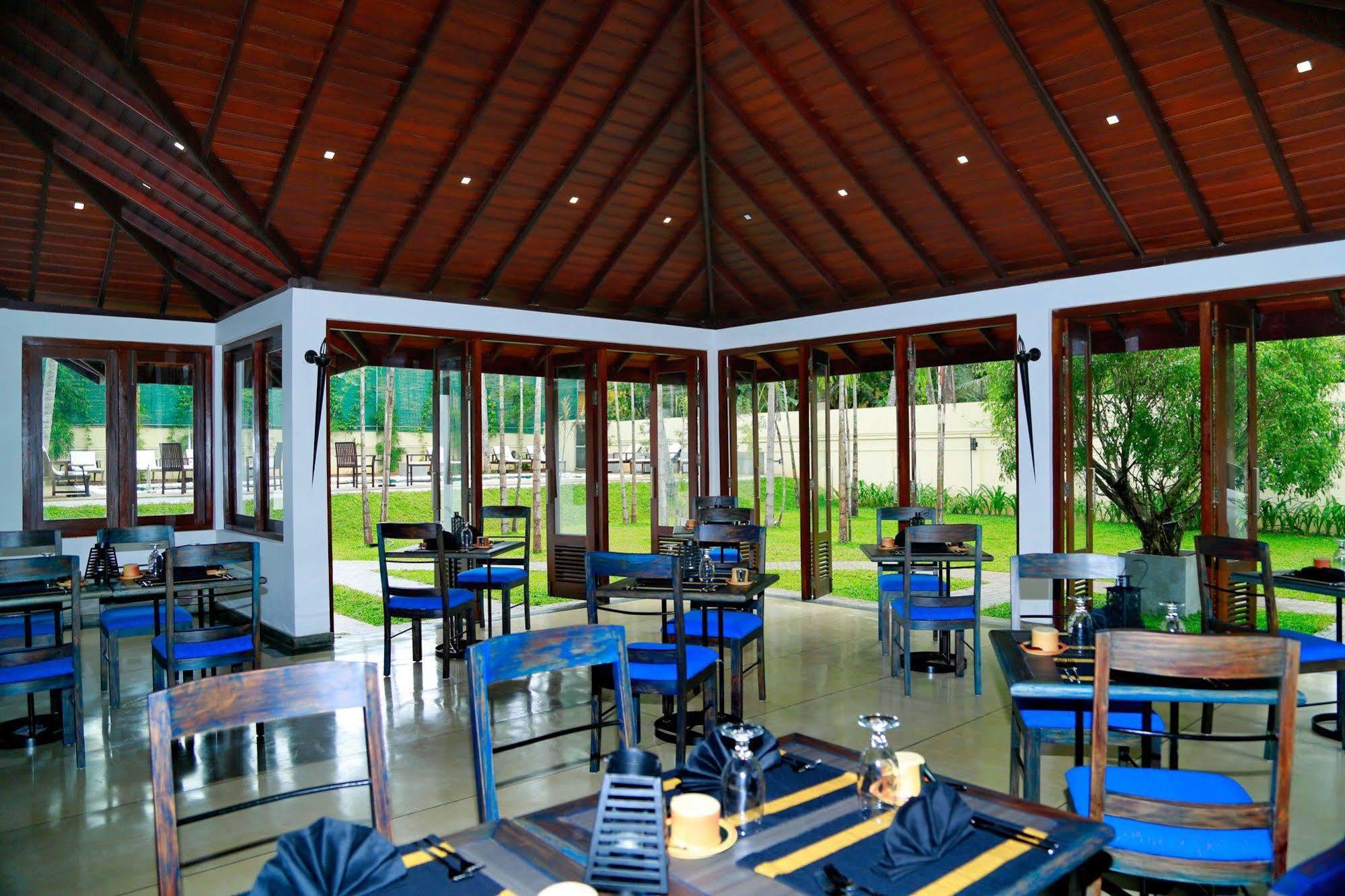 Tranquil Negombo Boutique Hotel Kültér fotó