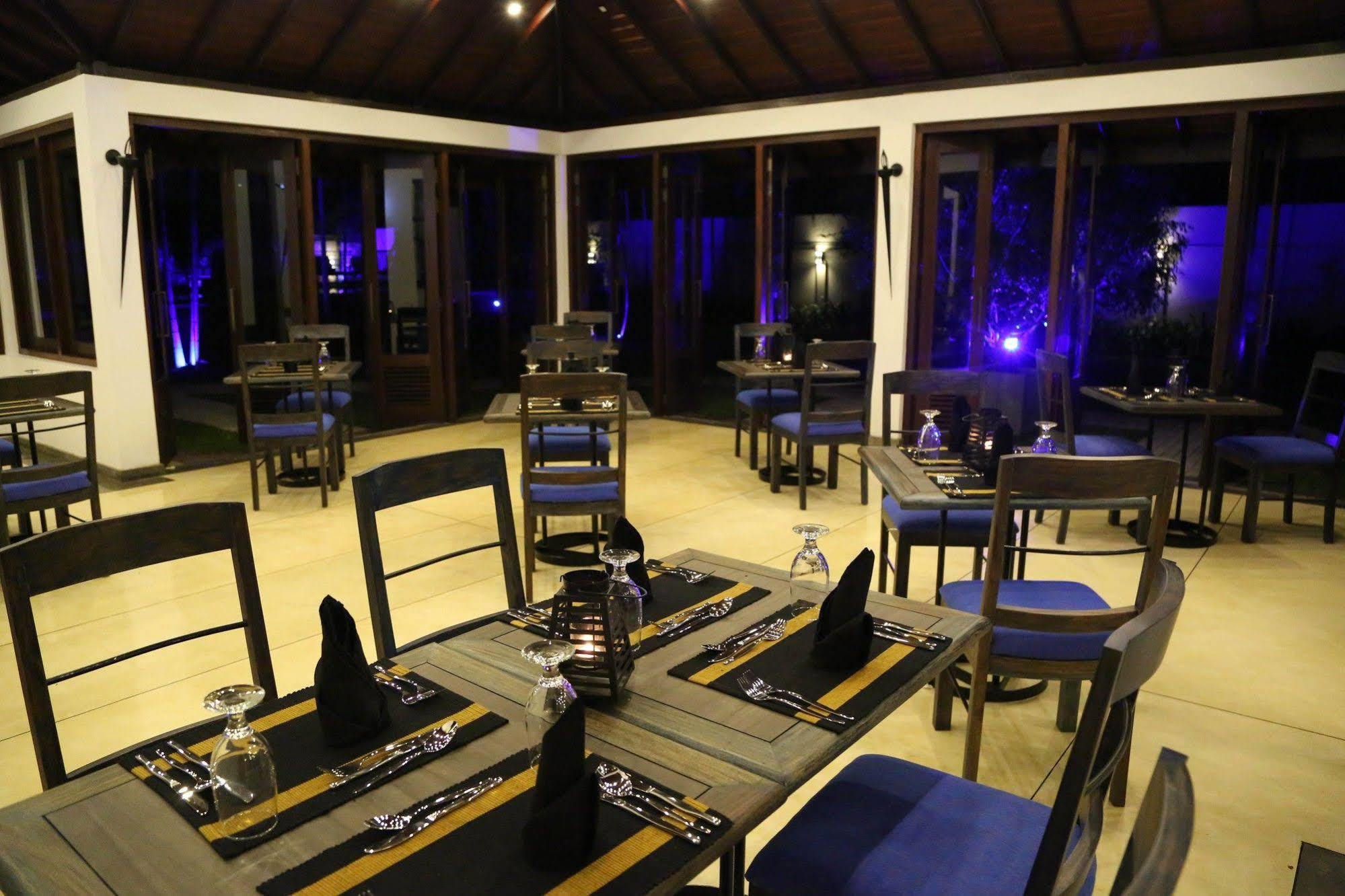 Tranquil Negombo Boutique Hotel Kültér fotó