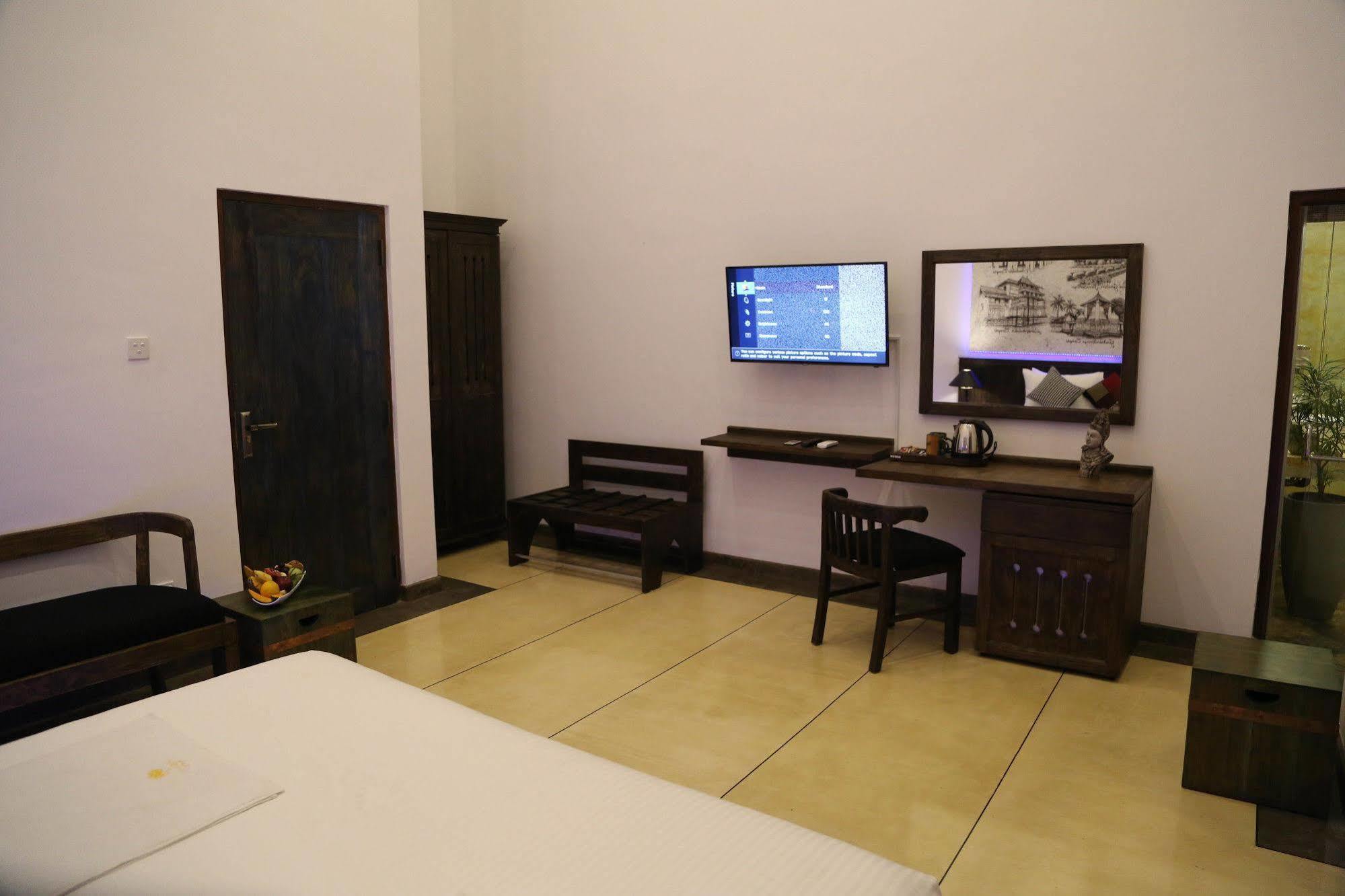 Tranquil Negombo Boutique Hotel Kültér fotó