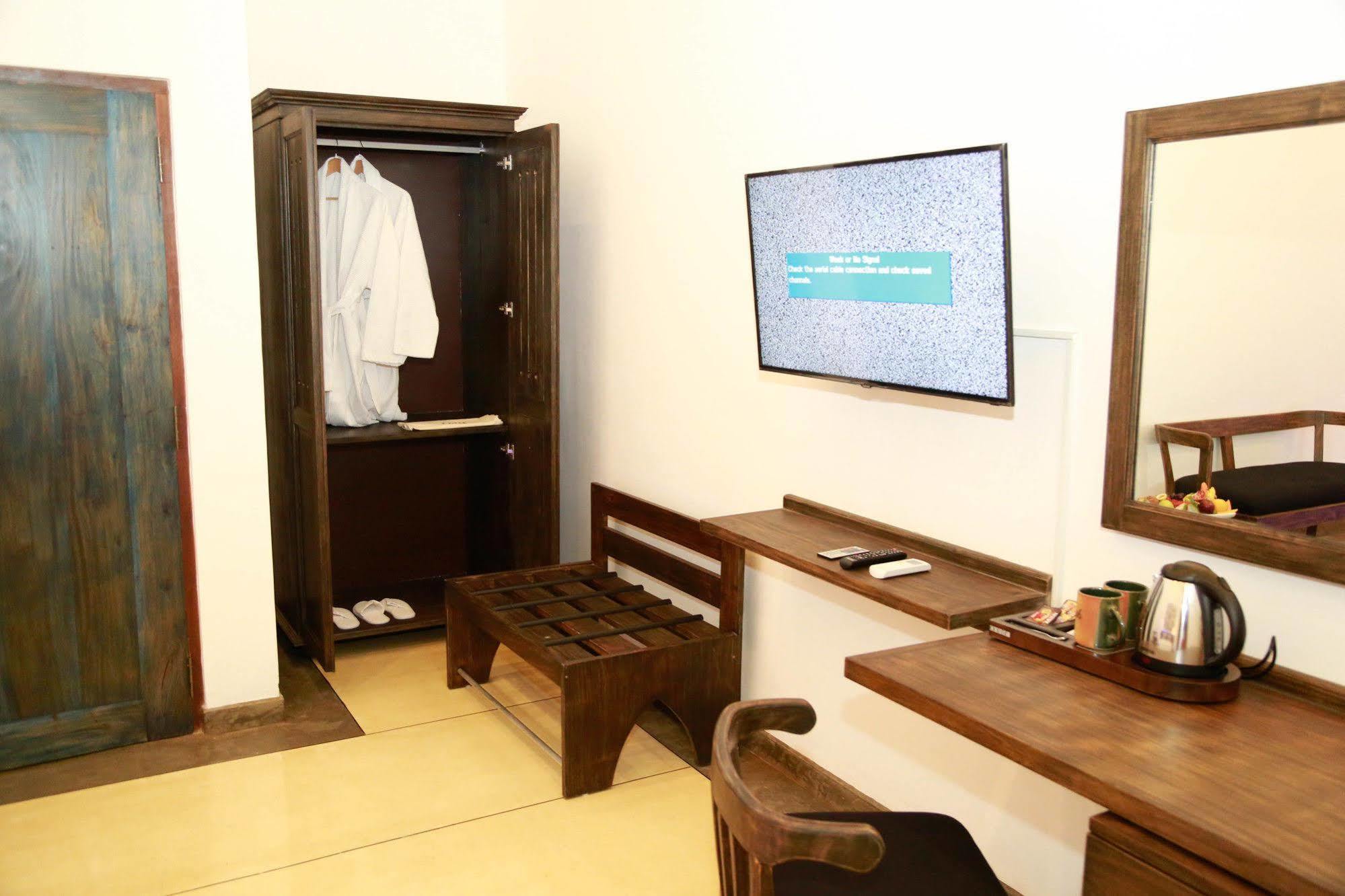 Tranquil Negombo Boutique Hotel Kültér fotó